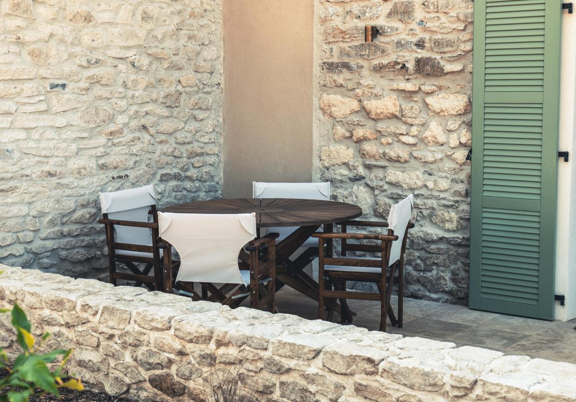 Boutique Hotel Responsable Et Restaurant Basgi Basgi Saint-Florent  Eksteriør bilde