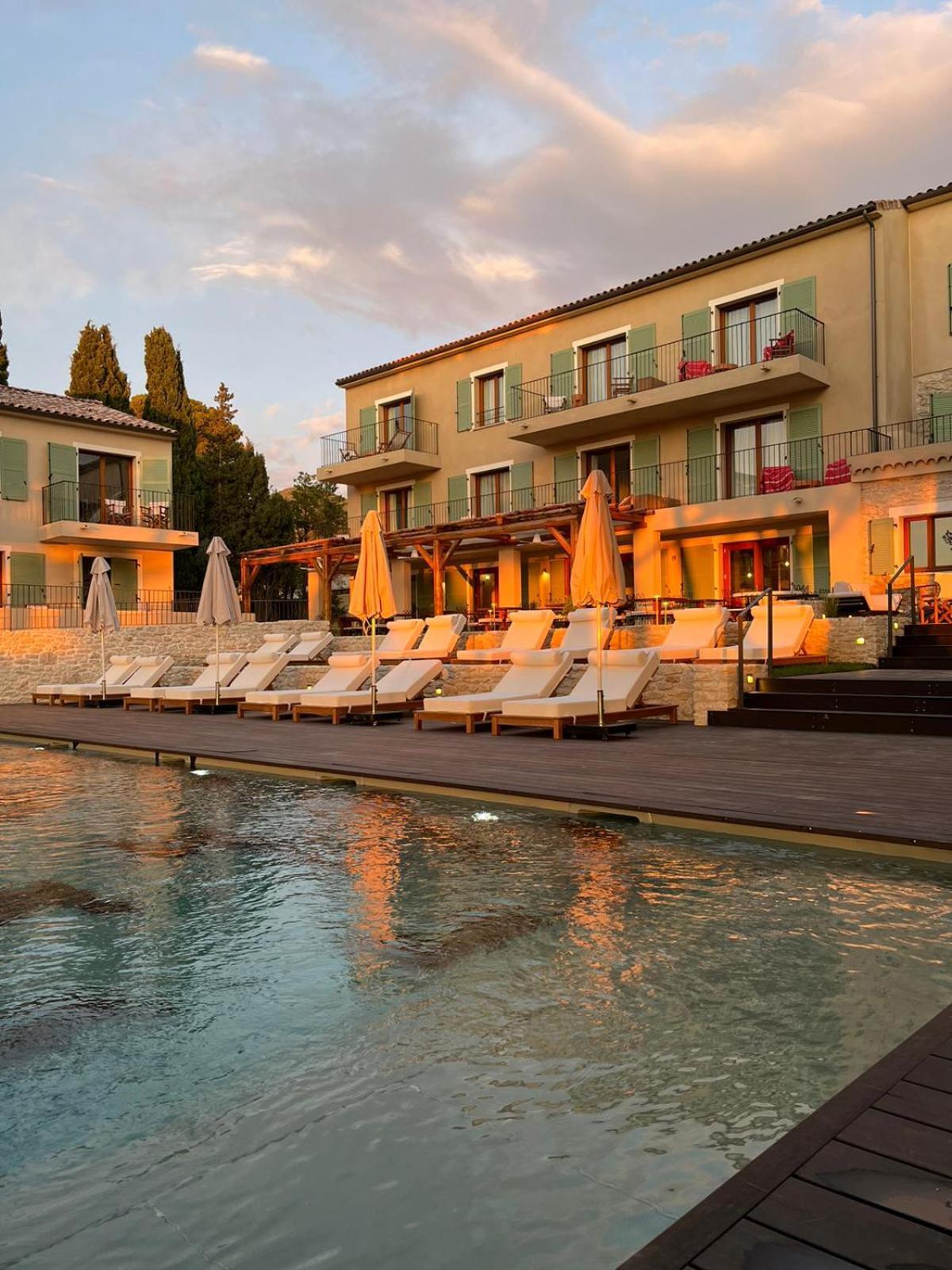 Boutique Hotel Responsable Et Restaurant Basgi Basgi Saint-Florent  Eksteriør bilde
